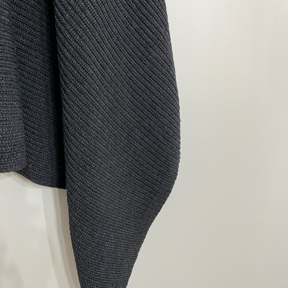 MERONA Women's Charcoal Grey Ribbed Knit Draped Front Open Poncho Cardigan M - Picture 7 of 7